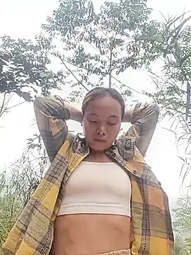 Nguyet2k4 online show from 03-25-26, 05:13