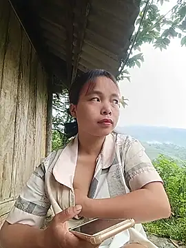 Snapshot of Nguyet2k4 chatting on 07-11-26, 12:13 Nguyet2k4 online show from 07-11-26, 12:13