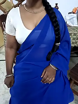 Snapshot of Nikitha_telugu chatting on 11-04-25, 06:12 Nikitha telugu online show from 11-04-25, 06:12