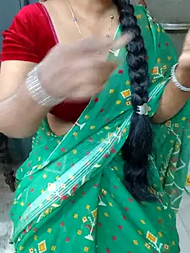 Snapshot of Nikitha_telugu chatting on 11-19-25, 05:29 Nikitha telugu online show from 11-19-25, 05:29