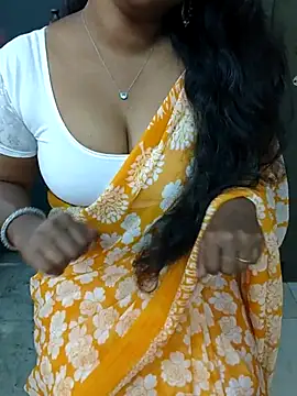 Snapshot of Nikitha_telugu chatting on 11-23-25, 06:02 Nikitha telugu online show from 11-23-25, 06:02