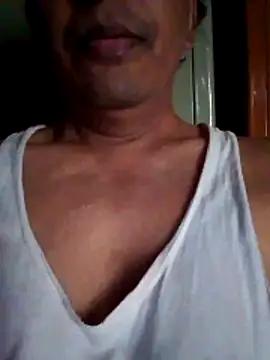 Snapshot of svk_05 chatting on 10-30-25, 10:49 svk 05 online show from 10-30-25, 10:49