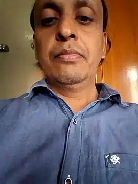 Snapshot of svk_05 chatting on 11-29-25, 06:38 svk 05 online show from 11-29-25, 06:38