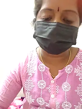 Snapshot of Tamil_Ponnu_Riya chatting on 05-10-26, 06:02 Tamil Ponnu Riya online show from 05-10-26, 06:02