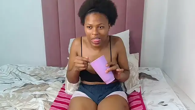 Bubbles156 online show from 11-12-25, 08:41