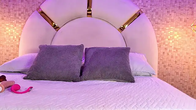 emmy rose25 online show from 04-11-26, 11:36