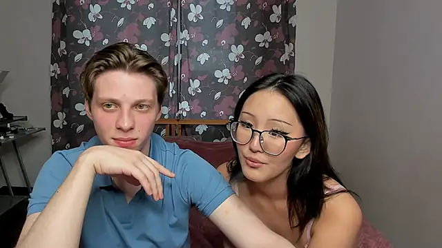 Blossomandbee online show from 10-14-25, 01:12