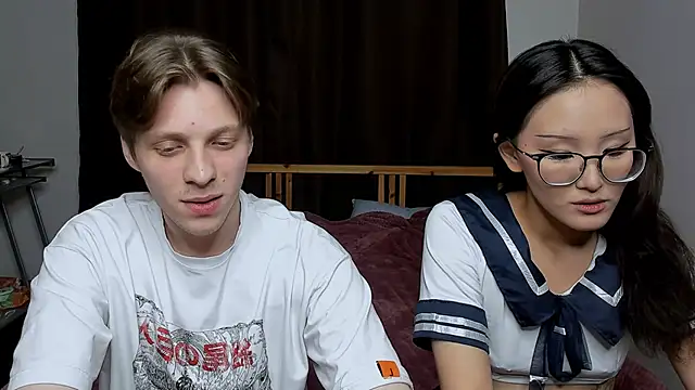 Blossomandbee online show from 10-20-25, 01:06