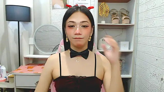 Snapshot of i_am_the_best_for_u chatting on 10-14-25, 05:25 i am the best for u online show from 10-14-25, 05:25