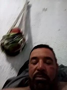 Snapshot of Motoboy100 chatting on 11-30-25, 06:17 Motoboy100 online show from 11-30-25, 06:17