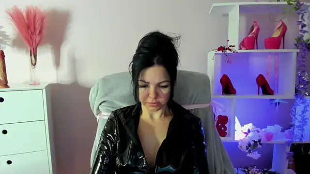 Mollybloom40 online show from 04-13-26, 06:30