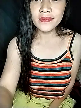 Snapshot of Hani-i chatting on 10-25-25, 09:09 Hani-i online show from 10-25-25, 09:09