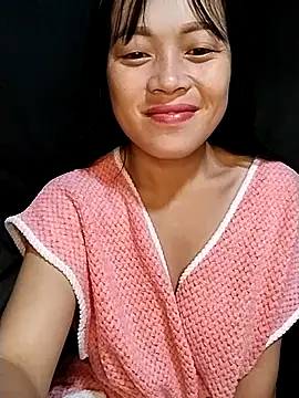 Snapshot of Hani-i chatting on 11-02-25, 09:39 Hani-i online show from 11-02-25, 09:39