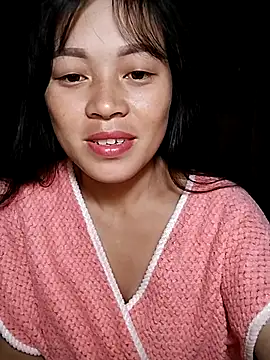 Snapshot of Hani-i chatting on 11-09-25, 10:30 Hani-i online show from 11-09-25, 10:30