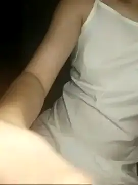 Snapshot of Ruby688 chatting on 11-02-25, 03:47 Ruby688 online show from 11-02-25, 03:47