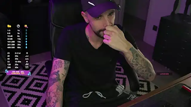 monsieurguitsxxx online show from 01-14-26, 04:12