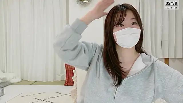 rei-chan online show from 12-15-25, 05:39