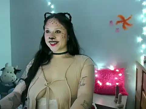  Emily vixen online show from 10-21-25, 03:40