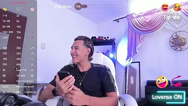 Hayden Boy  online show from 11-25-25, 07:03