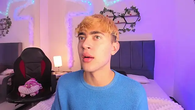 JustinCastiblanco online show from 10-21-25, 11:22