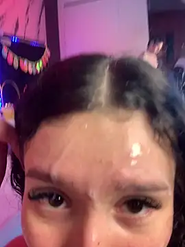 Snapshot of SsexCouplee chatting on 04-01-26, 01:41 SsexCouplee online show from 04-01-26, 01:41