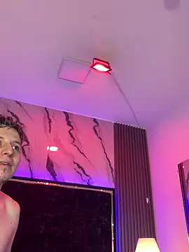 Snapshot of SsexCouplee chatting on 04-11-26, 11:36 SsexCouplee online show from 04-11-26, 11:36