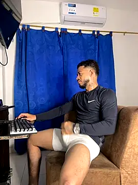 Kylian Alessandro online show from 11-26-25, 11:33