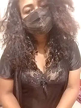 Snapshot of YOURS_STUTI chatting on 11-01-25, 03:36 YOURS STUTI online show from 11-01-25, 03:36