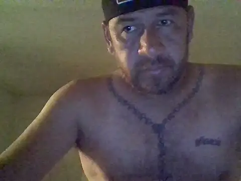 Snapshot of tonyxxx08 chatting on 10-16-25, 03:07 tonyxxx08 online show from 10-16-25, 03:07