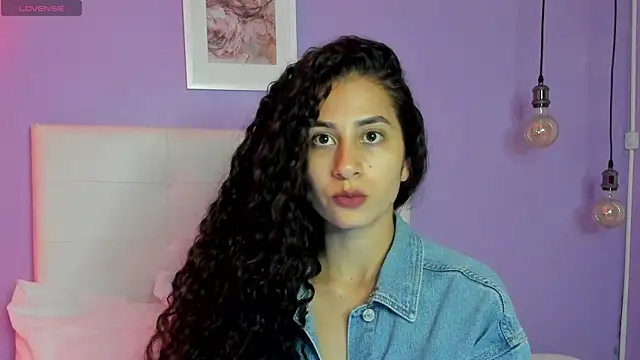 Snapshot of fernanda317 chatting on 06-26-26, 04:55 fernanda317 online show from 06-26-26, 04:55