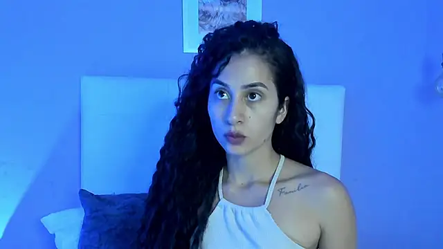 Snapshot of fernanda317 chatting on 06-29-26, 04:29 fernanda317 online show from 06-29-26, 04:29
