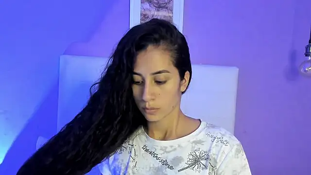 Snapshot of fernanda317 chatting on 07-03-26, 05:30 fernanda317 online show from 07-03-26, 05:30