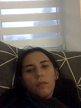 Snapshot of oliviya_mur chatting on 10-18-25, 03:35 oliviya mur online show from 10-18-25, 03:35