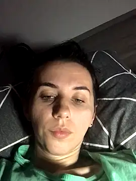 Snapshot of oliviya_mur chatting on 11-01-25, 11:29 oliviya mur online show from 11-01-25, 11:29