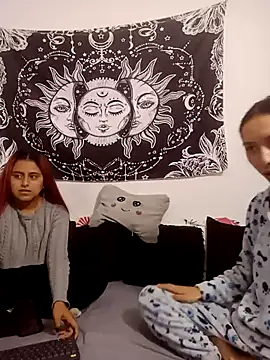 Snapshot of abby_n_emily chatting on 03-03-26, 01:17 abby n emily online show from 03-03-26, 01:17