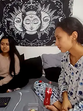Snapshot of abby_n_emily chatting on 03-12-26, 02:01 abby n emily online show from 03-12-26, 02:01