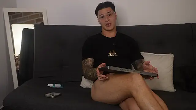 Dominick walker online show from 02-19-26, 03:24