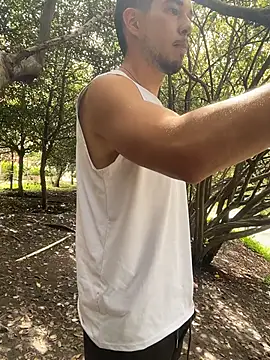 Leonardmoppet online show from 11-23-25, 05:13