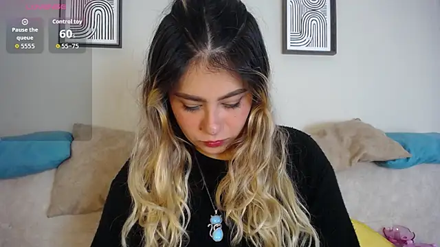 Sweet Bella Valery online show from 02-10-26, 09:52