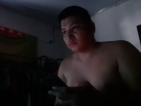 Snapshot of Jeronimo_08 chatting on 10-16-25, 08:32 Jeronimo 08 online show from 10-16-25, 08:32