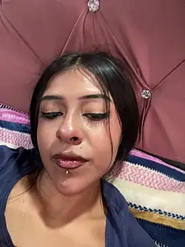 Alicia Sanz online show from 10-16-25, 03:13