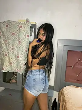 Alicia Sanz online show from 03-08-26, 07:45