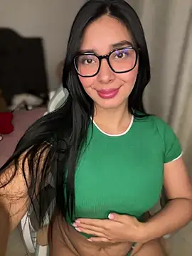 MiaSofia   online show from 04-16-26, 04:46