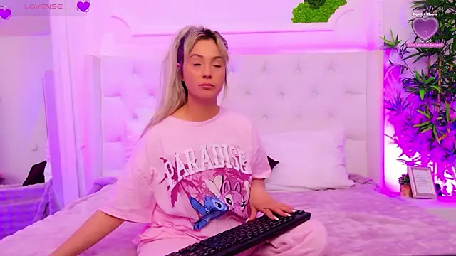 AriannaSins online show from 04-14-26, 12:22