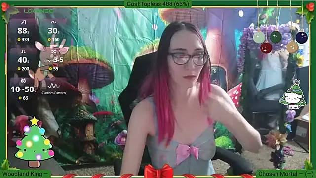 Snapshot of Fae_Moon chatting on 11-14-25, 01:15 Fae Moon online show from 11-14-25, 01:15