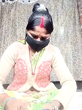 Snapshot of Rajni_chauhan chatting on 01-06-26, 04:11 Rajni chauhan online show from 01-06-26, 04:11