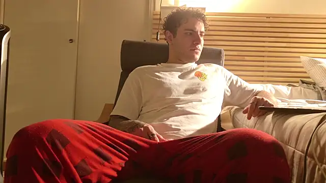 KevinWolf777 online show from 12-03-25, 01:35