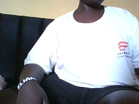 Snapshot of Fortunate10 chatting on 10-15-25, 02:28 Fortunate10 online show from 10-15-25, 02:28