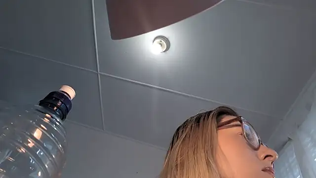 DemigoddessLexie online show from 10-25-25, 04:31