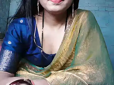 Snapshot of diksha--s chatting on 10-28-25, 06:43 diksha--s online show from 10-28-25, 06:43